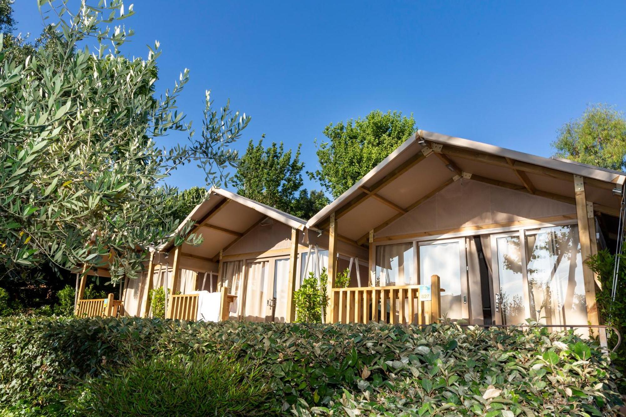 Hu Roma Camping In Town Esterno foto